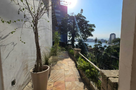 Casa com 6 dormitórios à venda, 650 m² por R$ 3.700.000,00 - Ilha Porchat - São Vicente/SP