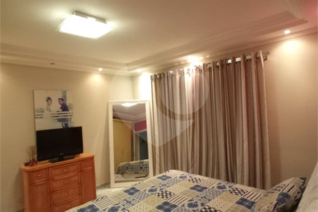 Casa Térrea à venda com 3 quartos em Jardim Santa Bárbara, Sorocaba, SP