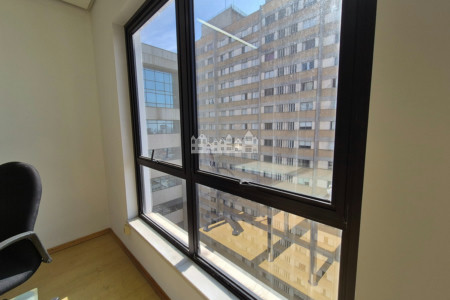 Sala Comercial à Venda no Edifício Paulista Tower – Rua Vergueiro, próximo ao Metrô Ana Rosa