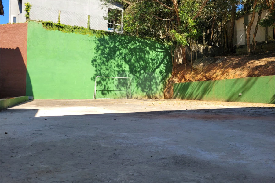 Casa à venda com 5 quartos, sendo 3 suítes, no condomínio Alpes da Cantareira, Mairiporã - SP