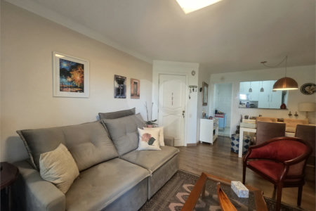 Apartamento à venda com 3 quartos, sendo 1 suíte, em Alto da Boa Vista, São Paulo, SP