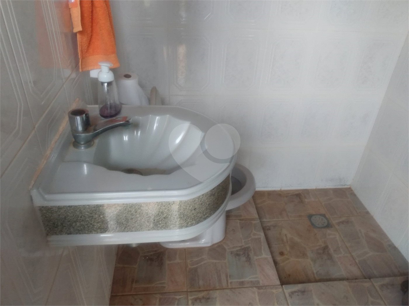 Chácara à venda com 2 quartos, sendo 1 suíte, em Estância Conceição, Itapetininga, SP