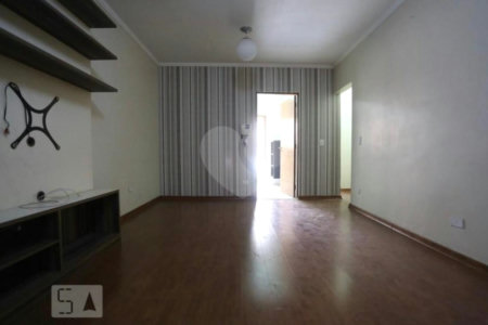 Casa à venda com 2 quartos, sendo 1 suíte,  em Jardim Ivana, São Paulo, SP