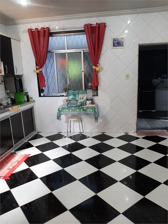 Casa à venda com 4 quartos, sendo 1 suíte, em Senador Camará, Rio de Janeiro, RJ