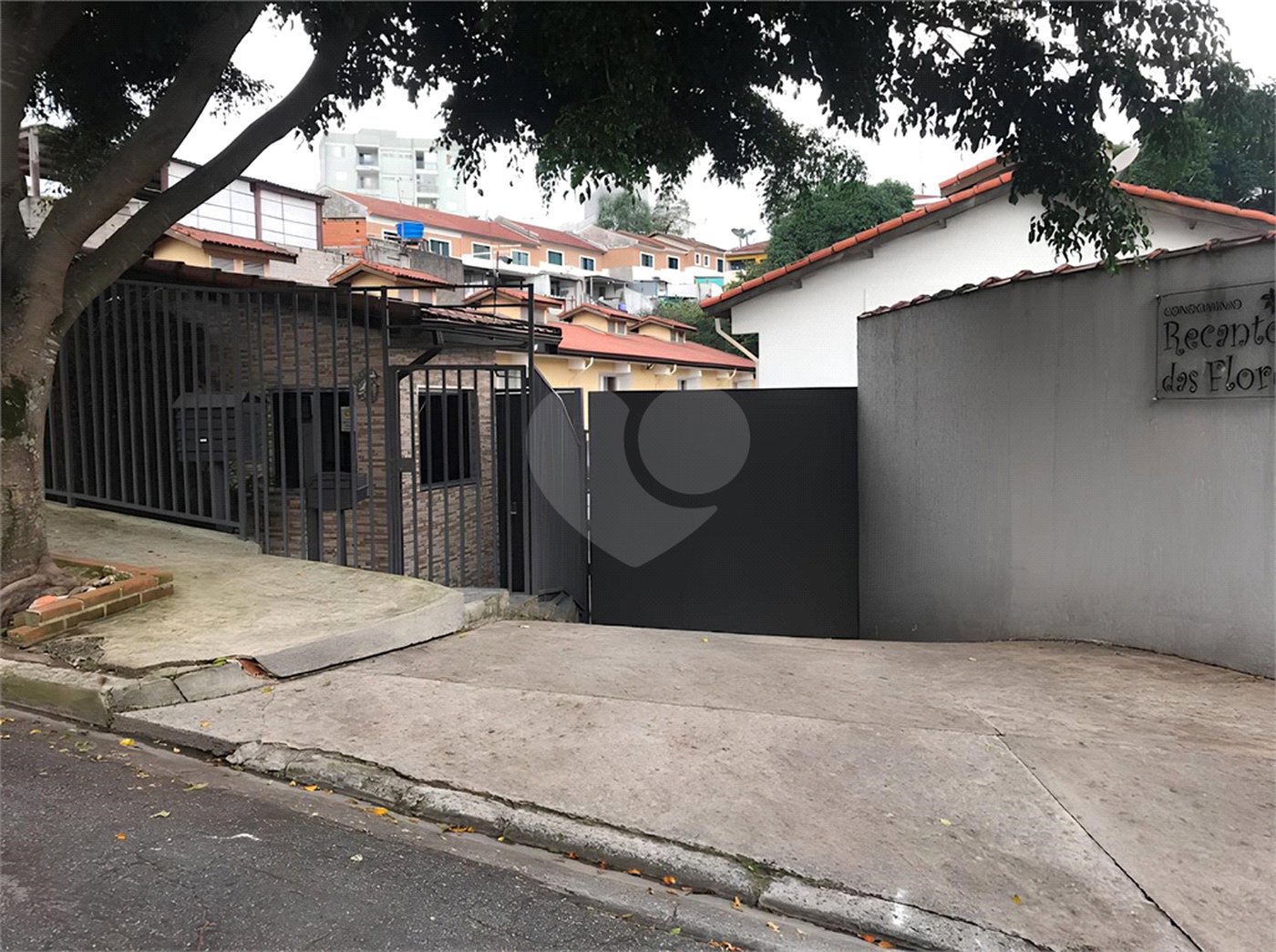 Casa à venda com 2 quartos no condomínio Pedra Branca, São Paulo - SP