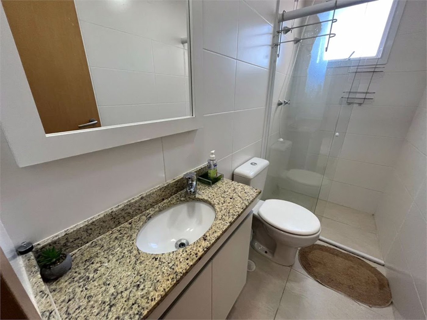 Apartamento Residencial à venda, Jardim Virginia, Guarujá - AP0995.