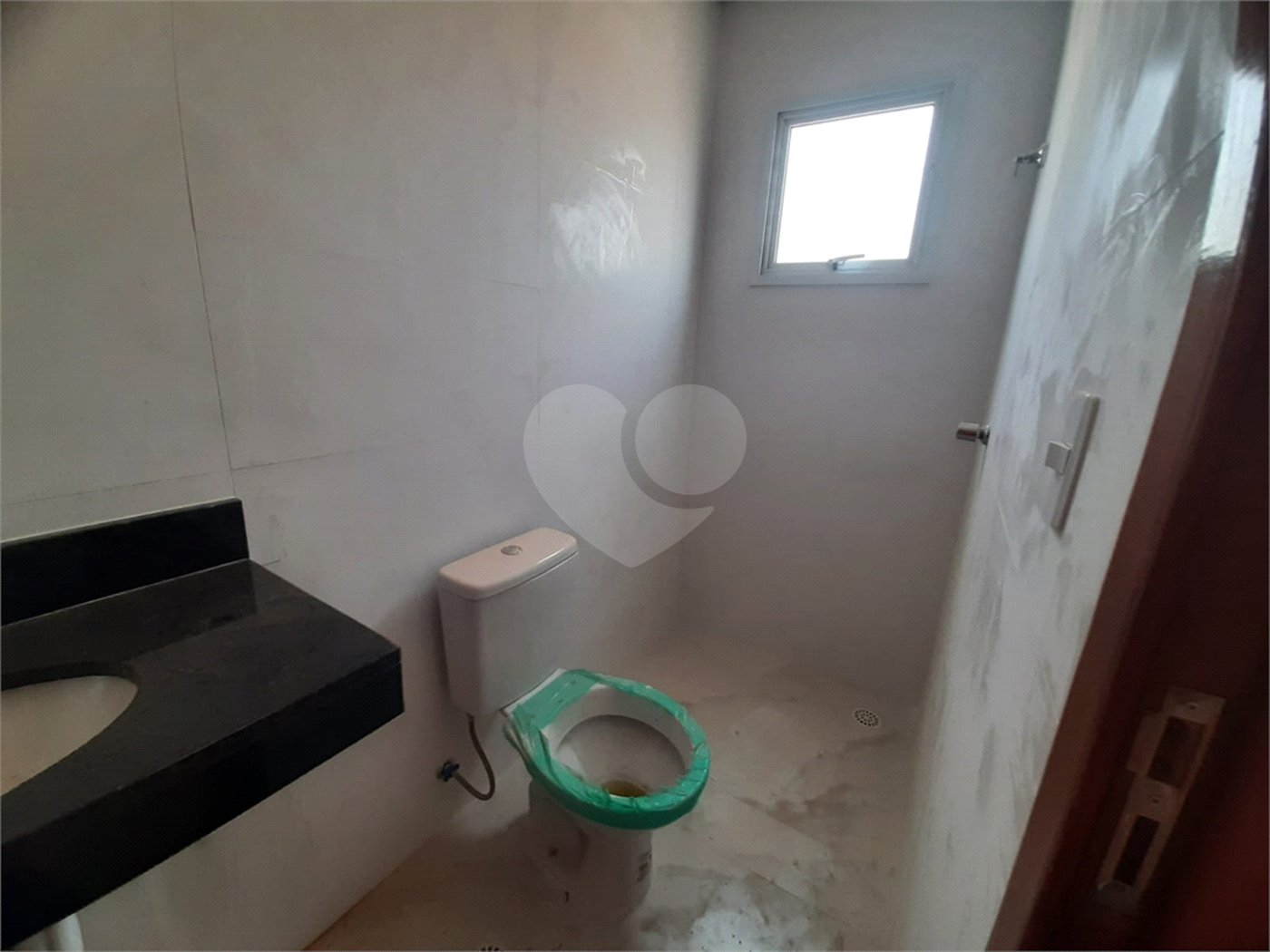 Apartamento à venda com 2 quartos, sendo 1 suíte, em Parada Inglesa, São Paulo, SP