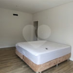 Casa à venda com 3 suítes no condomínio Figueira Garden, Atibaia - SP