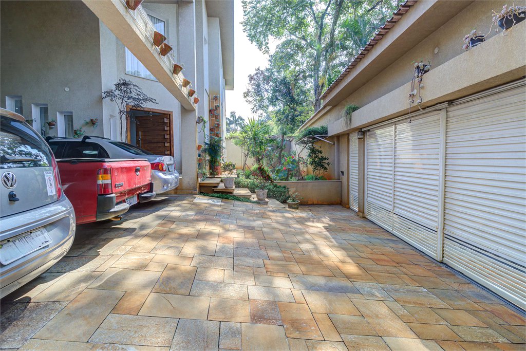 Casa de Vila à venda com 4 suítes em Jardim dos Estados, São Paulo, SP