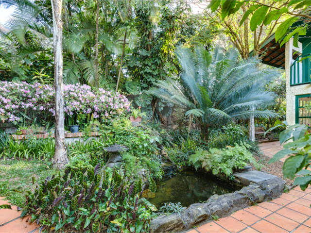 Casa à venda com 3 suítes em Jardim dos Estados, São Paulo, SP