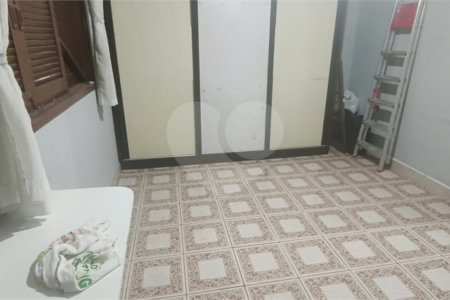 Casa à venda com 3 quartos, sendo 1 suíte,  em Jardim Vila Galvão, Guarulhos, SP