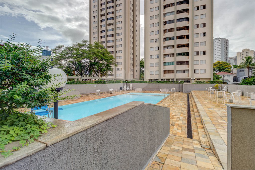 Apartamento à venda com 3 quartos, sendo 1 suíte, em Jardim Marajoara, São Paulo, SP