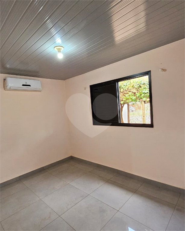 Casa à venda com 3 quartos, sendo 1 suíte, no Centro, Ponta Porã, MS