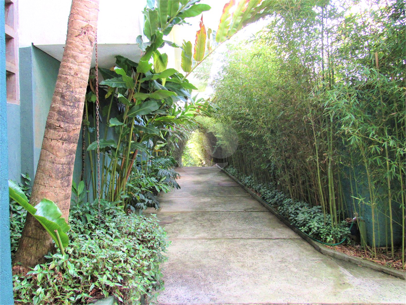 Casa à venda com 3 quartos, sendo 1 suíte, em Guarapiranga, São Paulo, SP
