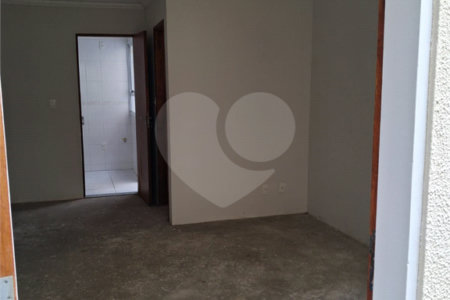 Casa à venda com 2 suítes no condomínio Residencial Vila de Motalegre, São Paulo - SP