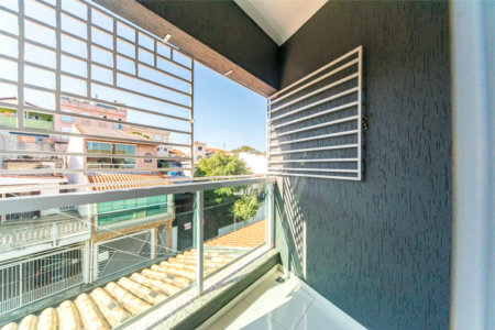 Sobrado à venda ou para alugar com 3 quartos, sendo 2 suítes, em Vila Linda, Santo André, SP