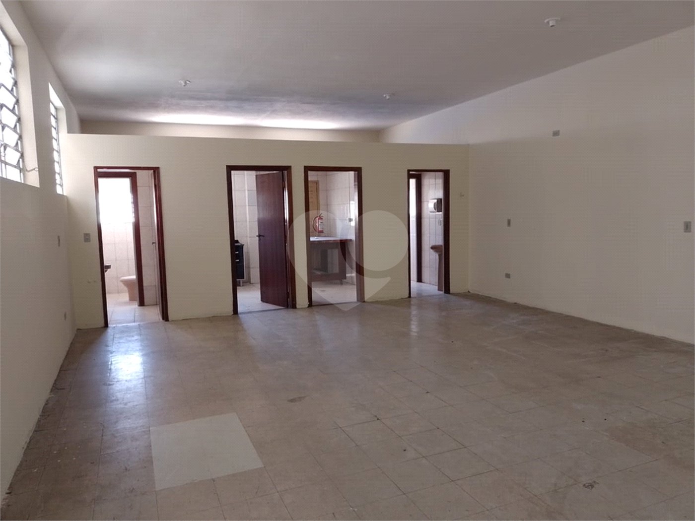 Sobrado à venda com 2 quartos, sendo 1 suíte, em Vila Nova Cachoeirinha, São Paulo, SP