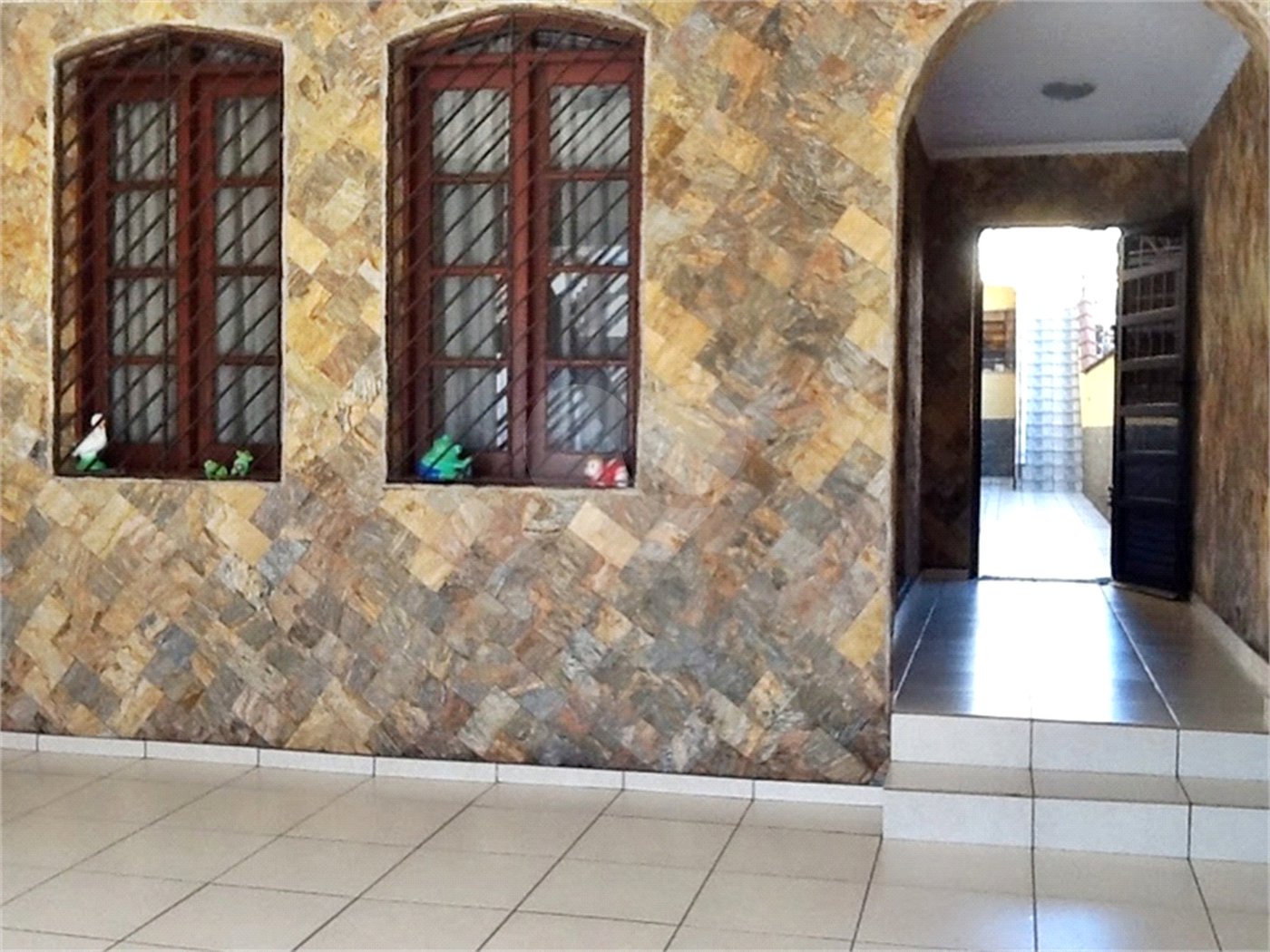 Sobrado à venda com 3 quartos, sendo 1 suíte, em Parque Vitória, São Paulo, SP