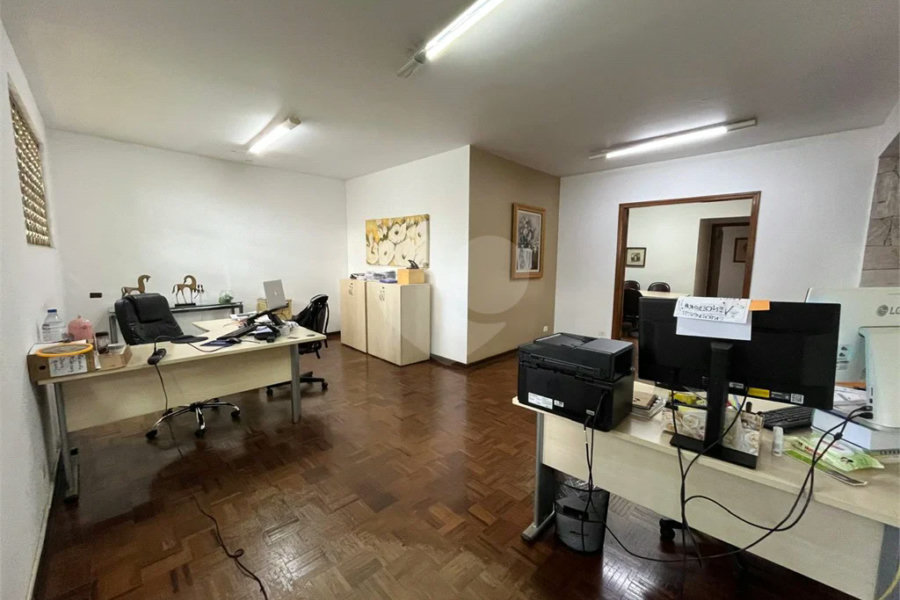 Casa Térrea c/ 4 quartos Venda – Vila Monteiro (Localização Nobre)