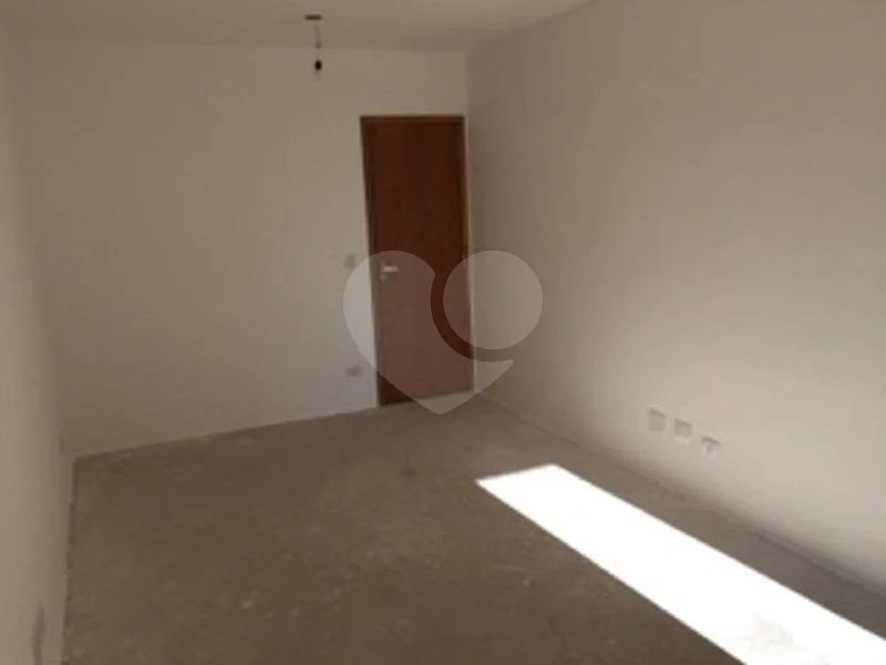 Sobrado novo nunca habitado.