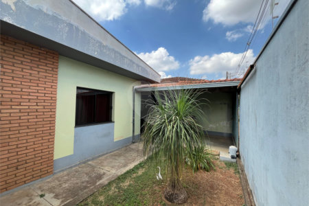 Casa a venda com 2 dormitórios na Vila São José