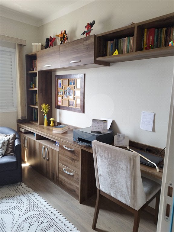 Apartamento à venda com 3 quartos, sendo 1 suíte, em Jardim Nova Era, Salto, SP