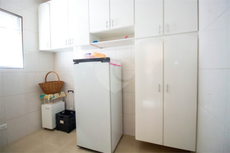 Sobrado à venda com 5 quartos, sendo 3 suítes, no Centro, São Roque, SP
