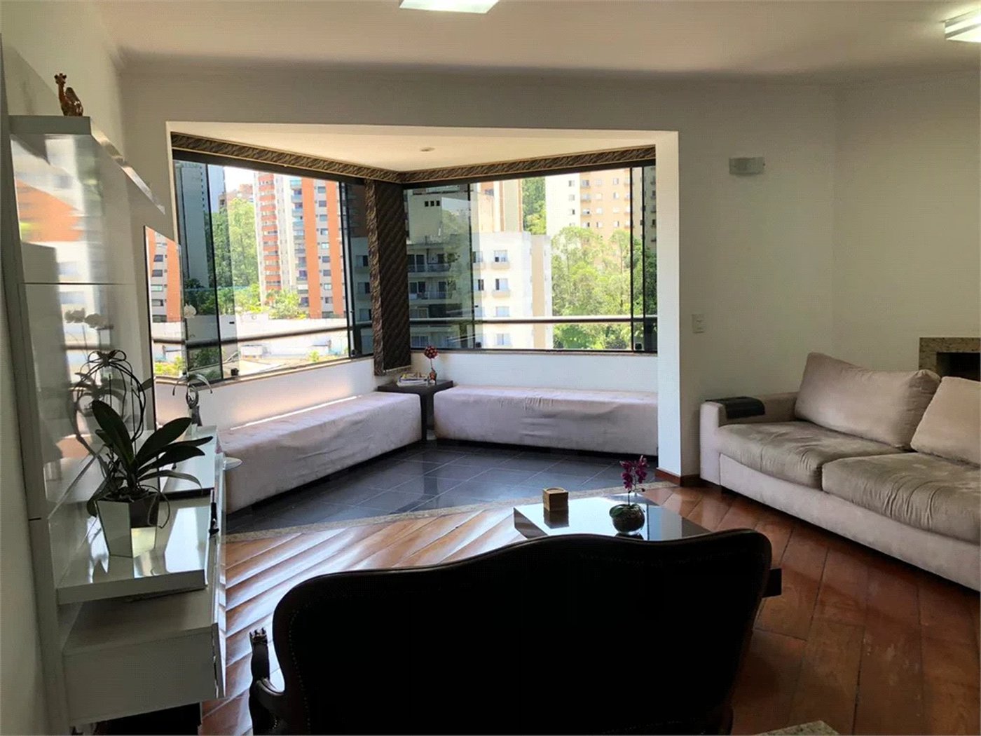 Cobertura à venda com 5 quartos, sendo 3 suítes, em Vila Andrade, São Paulo, SP