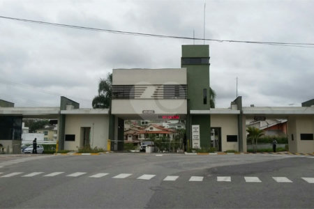 Terreno à venda no condomínio Brisa 1, Mogi das Cruzes - SP