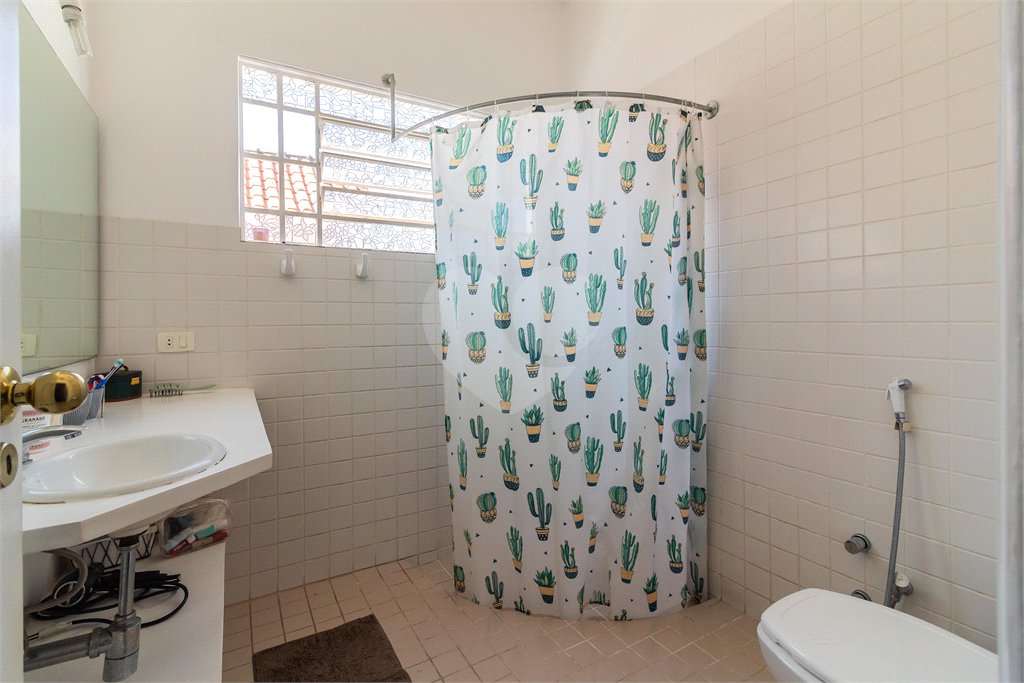 Casa à venda com 3 quartos, sendo 1 suíte, em Jardim Paulistano, São Paulo, SP