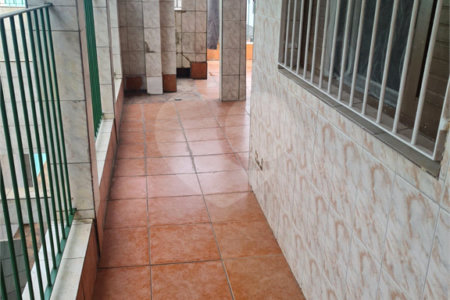 Casa à venda com 6 quartos em Vila dos Remédios, São Paulo, SP