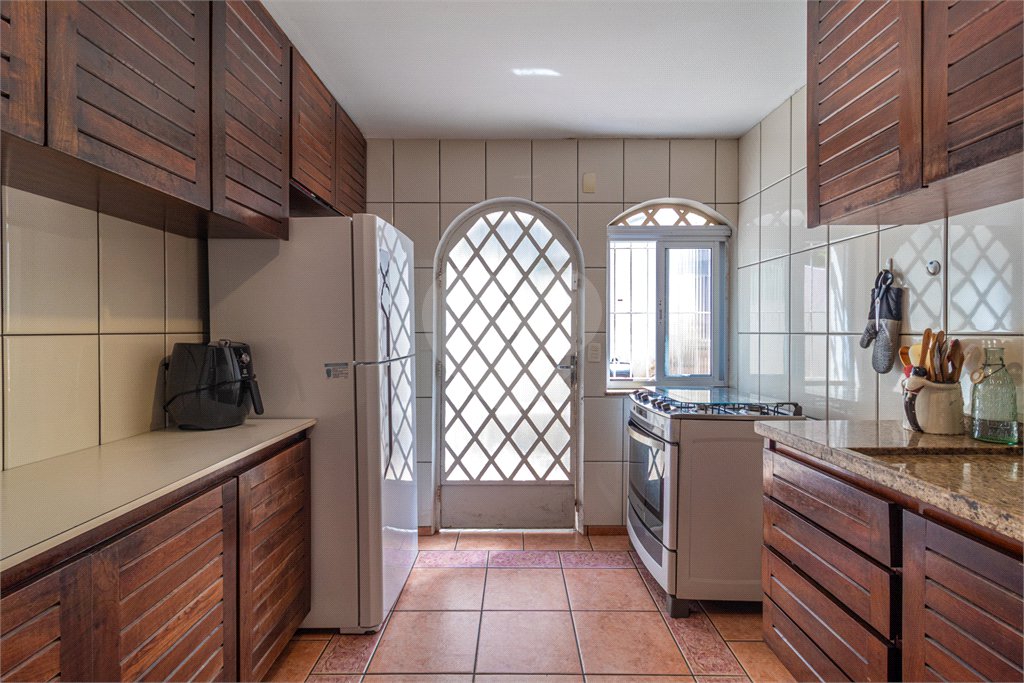 Casa de Vila à venda com 4 quartos, sendo 2 suítes, em Alto da Boa Vista, São Paulo, SP