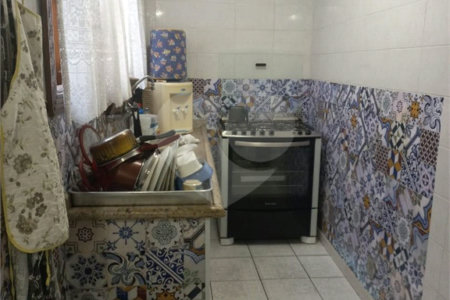 Sobrado à venda com 3 suítes em Alto Ipiranga, Mogi das Cruzes, SP