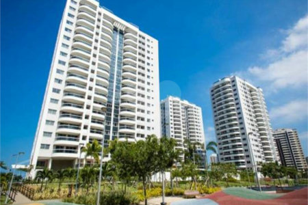 Apartamento à venda com 3 quartos, sendo 1 suíte, em Camorim, Rio de Janeiro, RJ