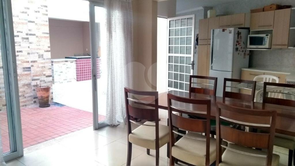 Casa à venda com 3 quartos, sendo 1 suíte,  em Santana, São Paulo, SP