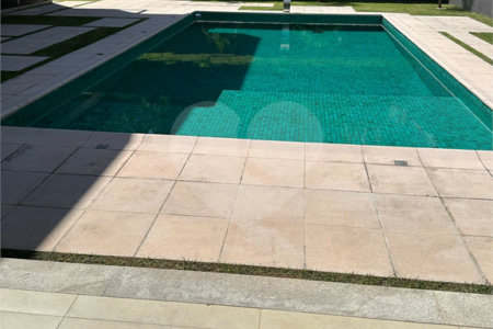 Casa à venda com 5 suítes no condomínio Porto de Atibaia, Atibaia - SP