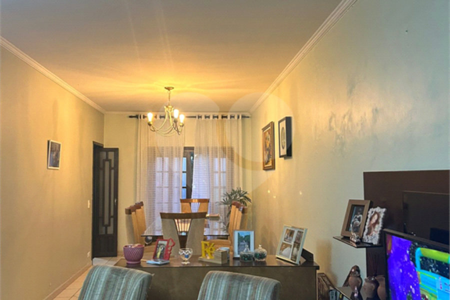 Sobrado à venda com 3 quartos, sendo 1 suíte,  em Tremembé, São Paulo, SP