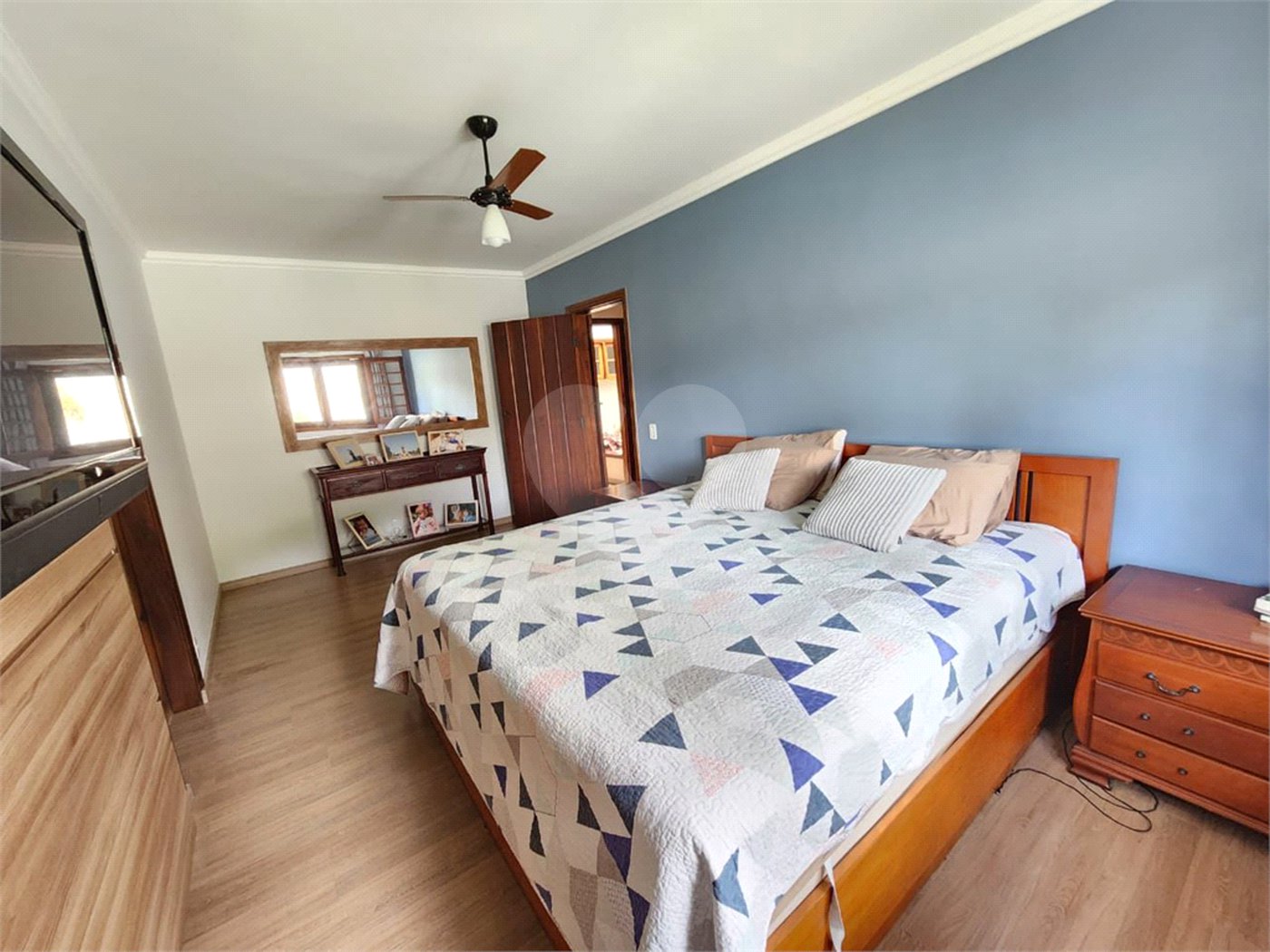 Casa à venda com 7 quartos, sendo 1 suíte, em Condomínio Flamboyant-b, Atibaia, SP