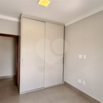 Casa à venda com 4 quartos, sendo 1 suíte,  no condomínio Villagio Milano, Sorocaba - SP