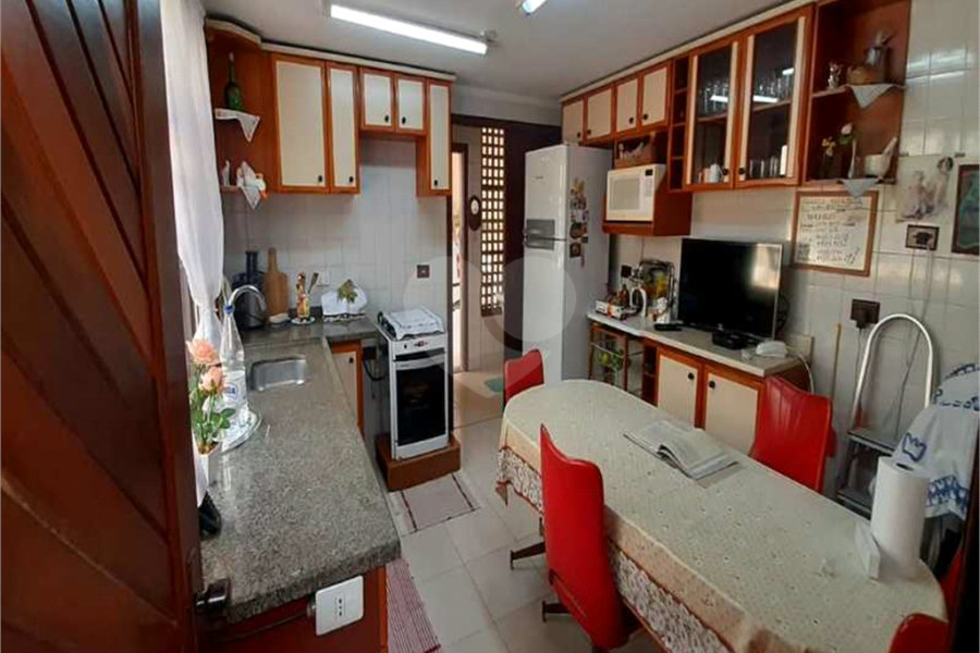 Sobrado à venda ou para alugar com 3 quartos, sendo 1 suíte, em Serra da Cantareira, Mairiporã, SP