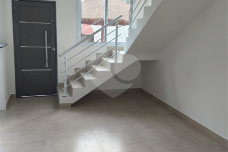 Casa à venda com 2 quartos, sendo 1 suíte, no condomínio Residencial Villaggio Gênova, Indaiatuba - SP