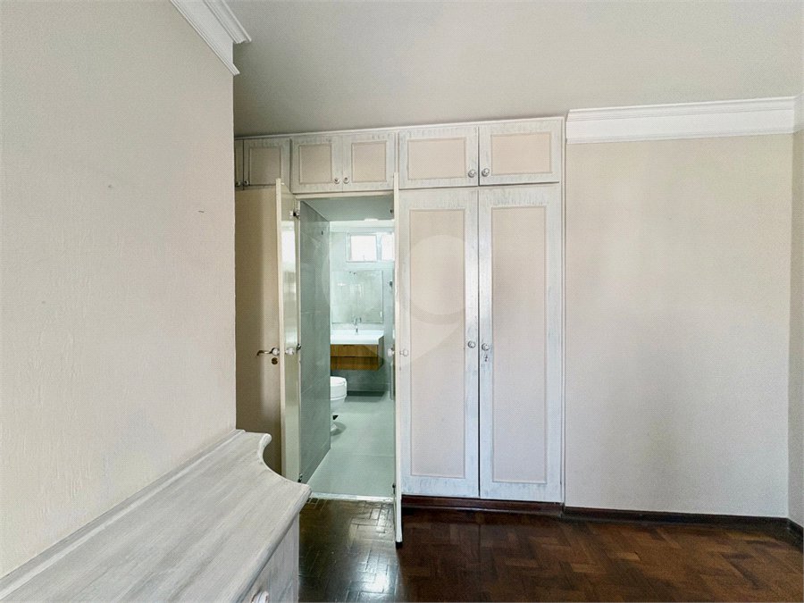 Apartamento à venda com 4 quartos, sendo 1 suíte, em Chácara Santo Antônio, São Paulo, SP