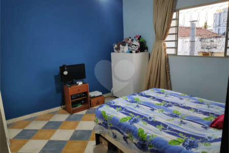 Casa à venda com 3 quartos, sendo 1 suíte, em Vila Nivi, São Paulo, SP