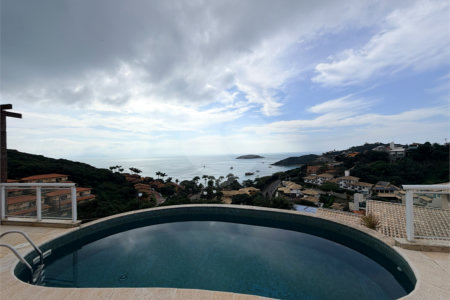 Casa à venda com 4 suítes em João Fernandes, Armação dos Búzios, RJ