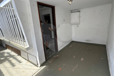 Casa à venda com 2 quartos, sendo 1 suíte,  em Vila Augusta, Guarulhos, SP