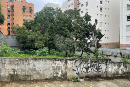 Terreno à venda em Jardim Guedala, São Paulo, SP