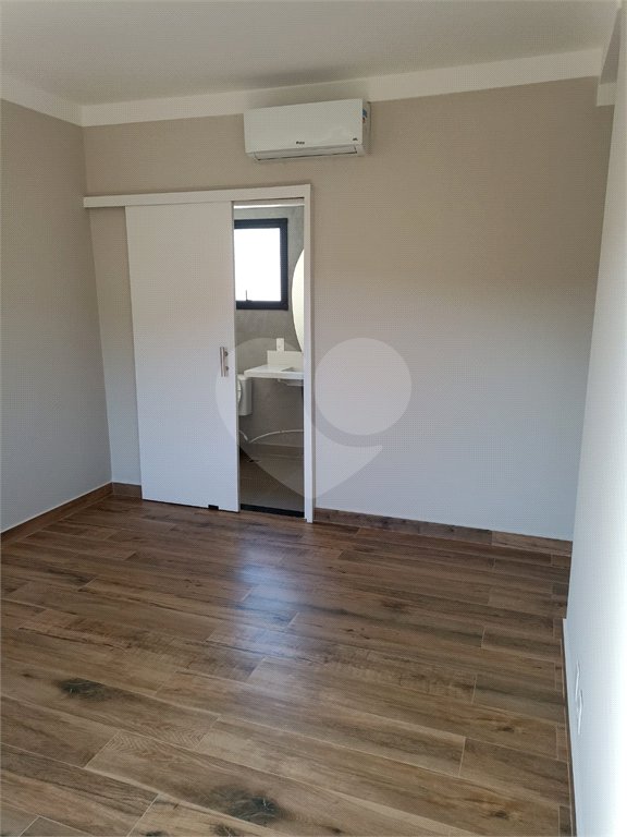 Apartamento à venda com 3 quartos, sendo 1 suíte, em Capela, Vinhedo, SP