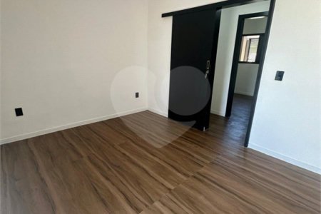 Casa à venda com 3 quartos, sendo 1 suíte, em Jardim Paraíso da Usina, Atibaia, SP