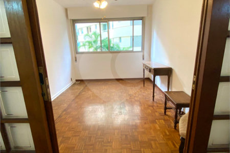 Apartamento à venda ou para alugar com 4 quartos, sendo 1 suíte, em Itaim Bibi, São Paulo, SP