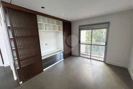Apartamento à venda com 2 suítes em Parque do Morumbi, São Paulo, SP